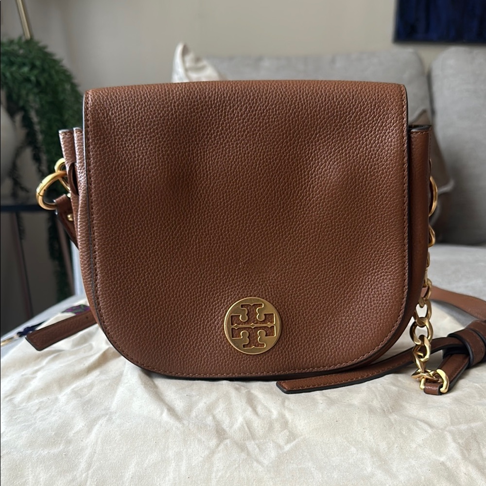 Tory Burch Everly Leather Flap Saddle Bag Brown